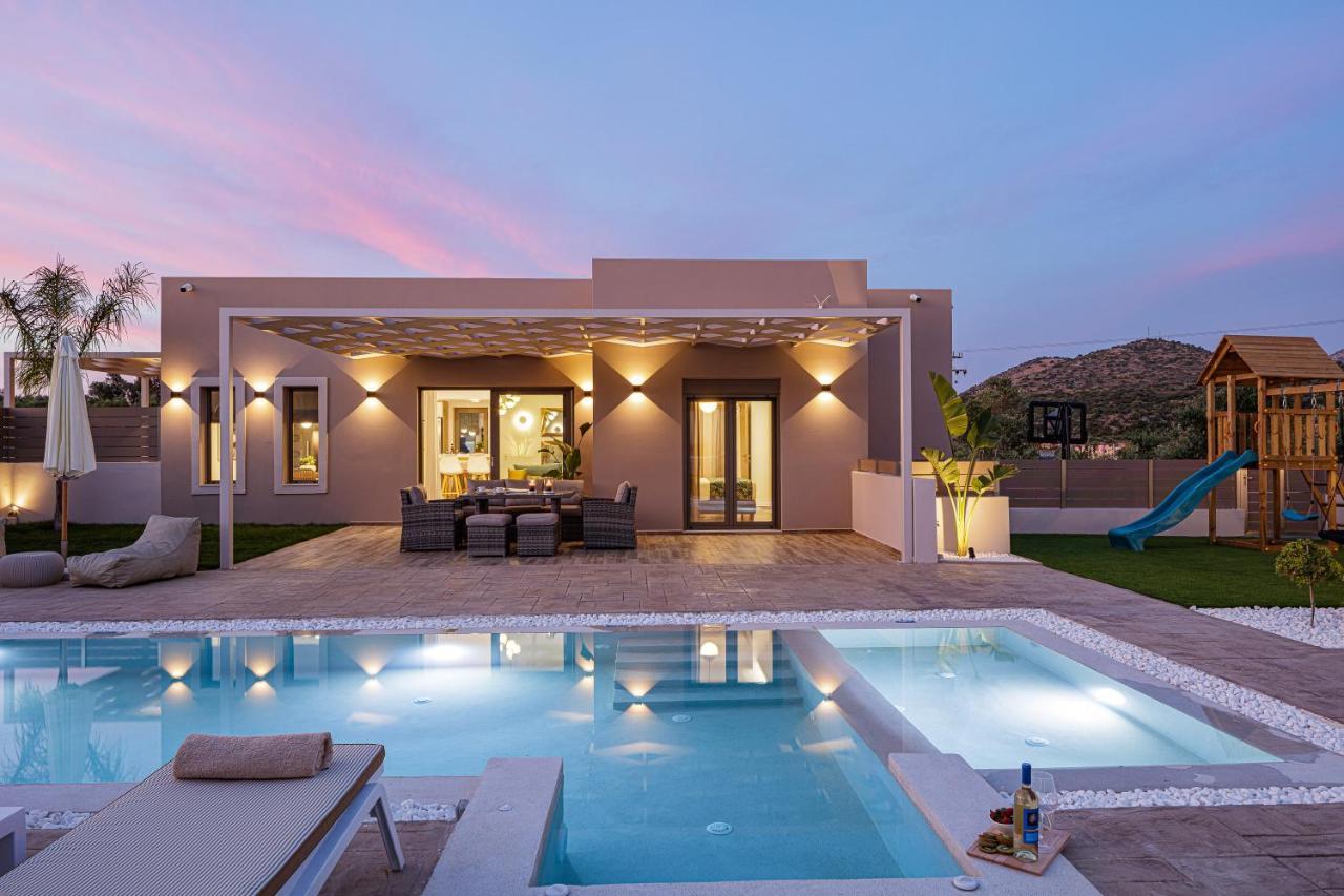 Koin Villa Sunrise, With Heated Pool & Whirlpool Perama  Bagian luar foto
