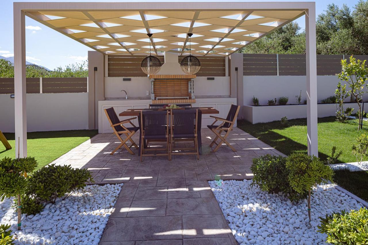 Koin Villa Sunrise, With Heated Pool & Whirlpool Perama  Bagian luar foto